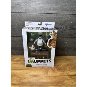 NEW Diamond Select Toys The Muppets SWEDISH CHEF Action Figure & Accessories